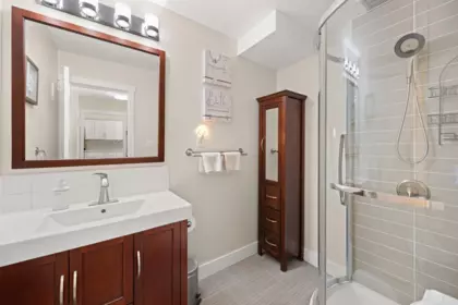 Hallway Photo of 1774 Lilac Drive, Surrey, BC