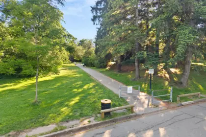 Hot Tub / Spa Photo of 1774 Lilac Drive, Surrey, BC