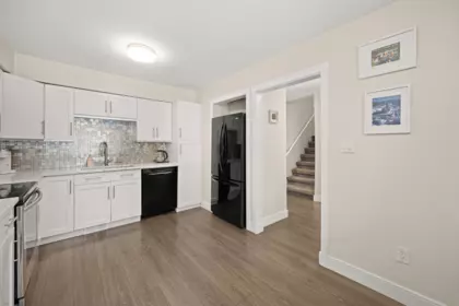Walk-In Closet Photo of 1774 Lilac Drive, Surrey, BC