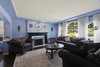 Breakfast Nook Photo of 19028 58 Avenue, Surrey, BC