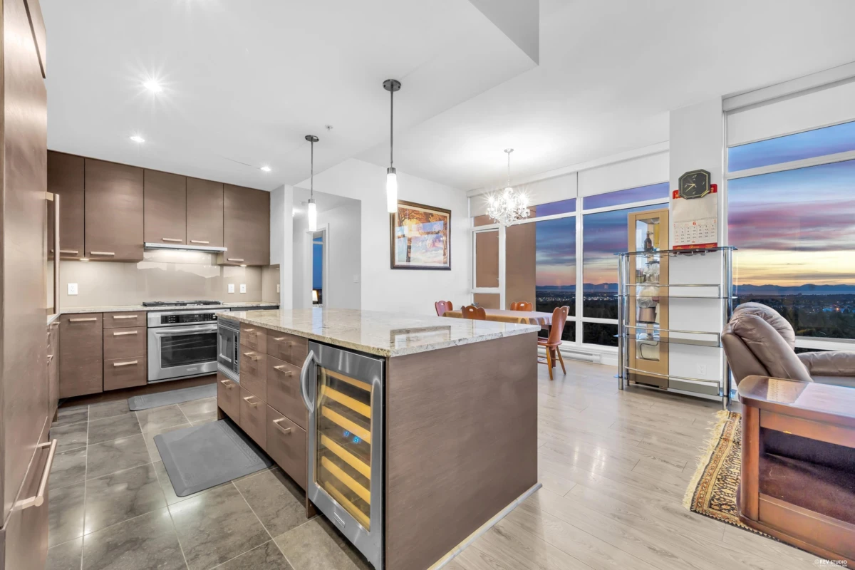 Dining Area Photo of 2701 6188 Wilson Avenue, Burnaby, BC