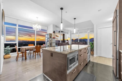 Breakfast Nook Photo of 2701 6188 Wilson Avenue, Burnaby, BC