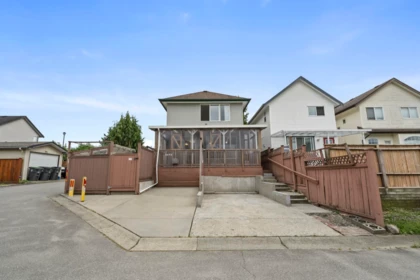 Fitness Center Photo Near 18483 66a Avenue, Surrey, BC