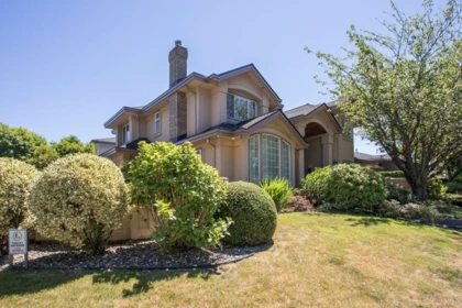 Fitness Center Photo Near 5648 Musgrave Crescent, Richmond, BC