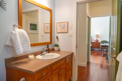 Basement Recreation Room Photo of 6608 Razor Point Road, Pender Island, BC