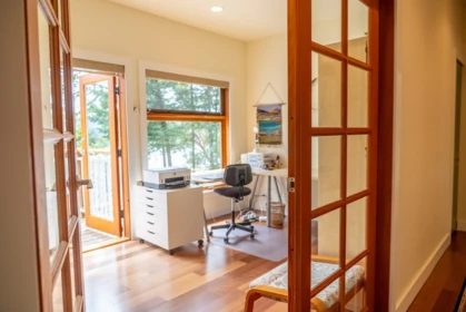 Hallway Photo of 6608 Razor Point Road, Pender Island, BC