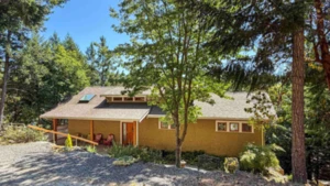 6608 Razor Point Road, Pender Island, BC