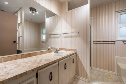 Powder Room Photo of 95 20071 24 Avenue, Langley, BC