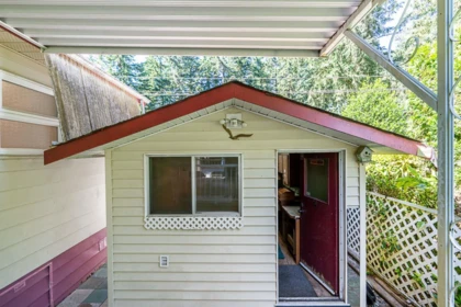 Swimming Pool Photo of 95 20071 24 Avenue, Langley, BC