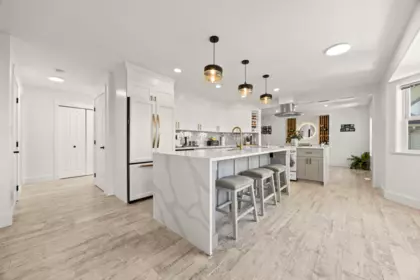 Breakfast Nook Photo of 46645 Sylvan Drive, Chilliwack, BC
