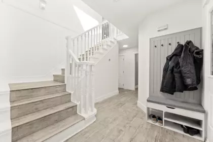 Staircase Photo of 46645 Sylvan Drive, Chilliwack, BC