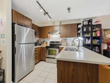 311 4868 Brentwood Drive, Burnaby, BC, Burnaby — Apartment/Condo for sale