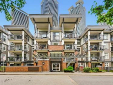 311 4868 Brentwood Drive, Burnaby, BC, Burnaby — Apartment/Condo for sale