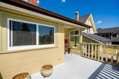 Street View Photo of 916 Thirteenth Street, New Westminster, BC