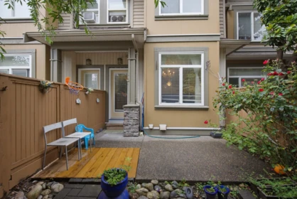 Backyard Photo of 11 5623 Teskey Way, Chilliwack, BC