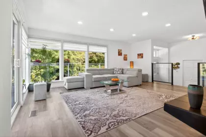 Breakfast Nook Photo of 11906 100 Avenue, Surrey, BC
