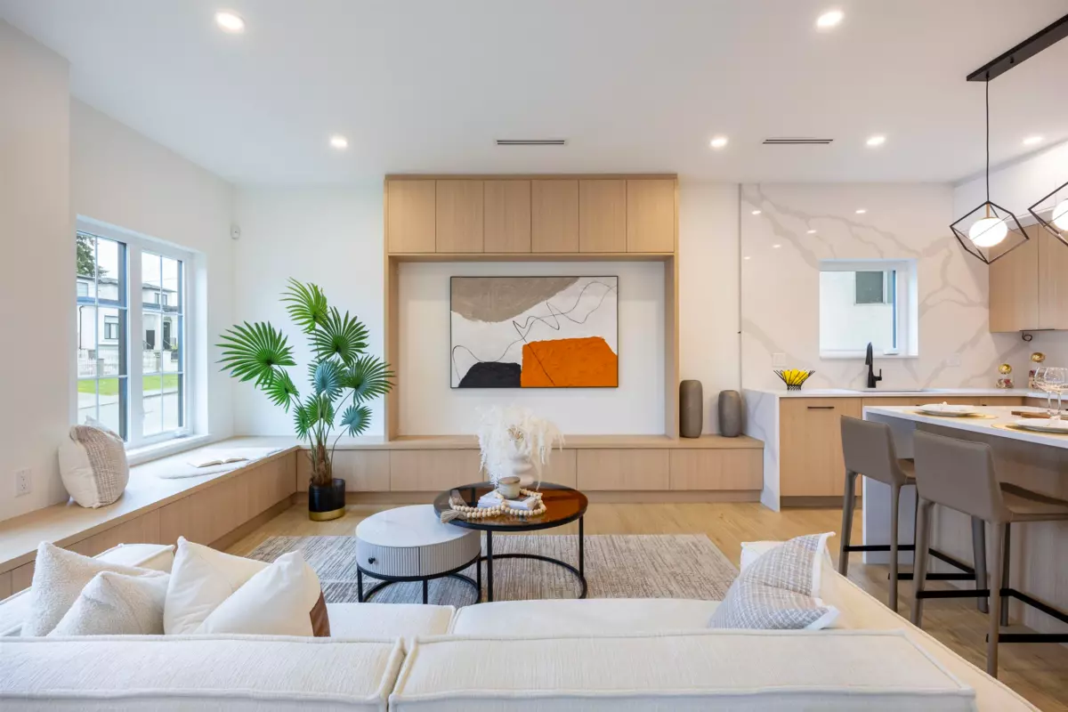 Living Room Photo of 3 7353 12th Avenue, Burnaby, BC