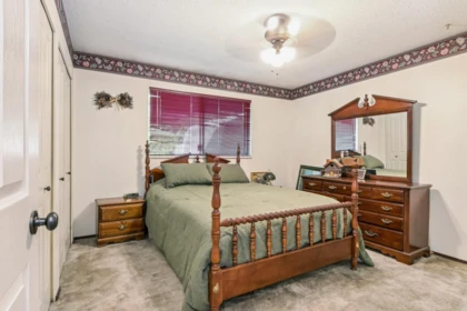 Bedroom 3 Photo of 4323 200 Street, Langley, BC