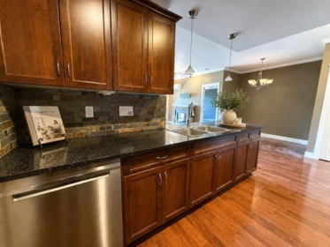 Kitchen Photo of 308 2068 Sandalwood Crescent, Abbotsford, BC
