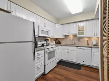 Office / Den Photo of 112 9151 No 5 Road, Richmond, BC