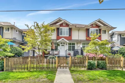 19 6956 193 Street, Surrey, BC, Surrey — Townhouse for sale