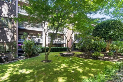 Backyard Photo of 118 1655 Nelson Street, Vancouver, BC