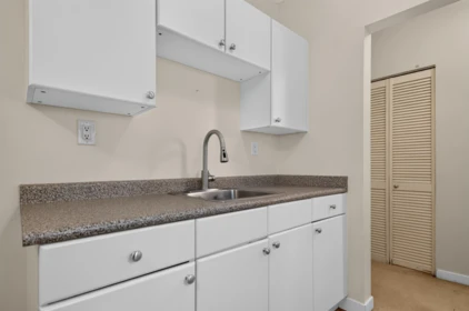 Kitchen Island Photo of 118 1655 Nelson Street, Vancouver, BC