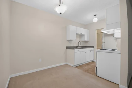 Primary Bedroom Photo of 118 1655 Nelson Street, Vancouver, BC