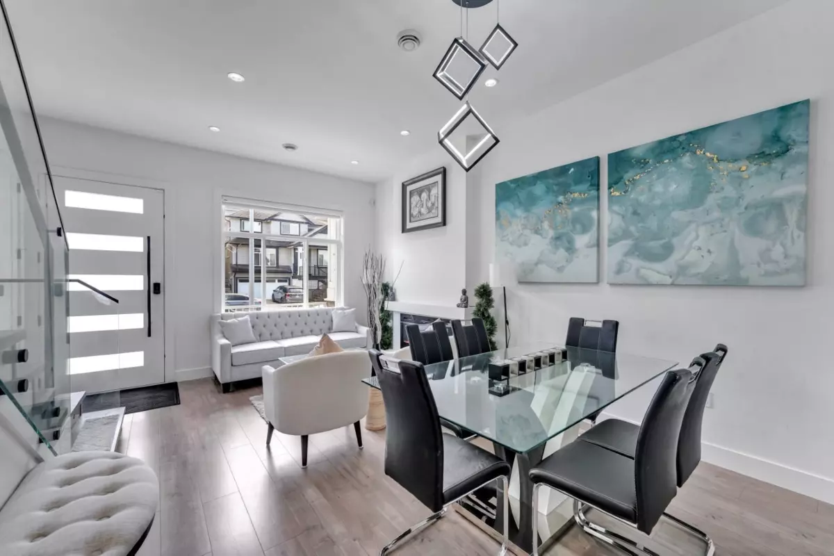 Dining Area Photo of 14745 62 Avenue, Surrey, BC