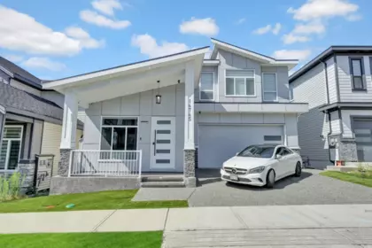 14745 62 Avenue, Surrey, BC, Surrey — Single Family Residence for sale