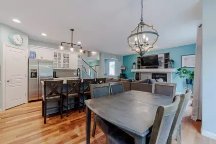 Breakfast Nook Photo of 24330 100b Avenue, Maple Ridge, BC