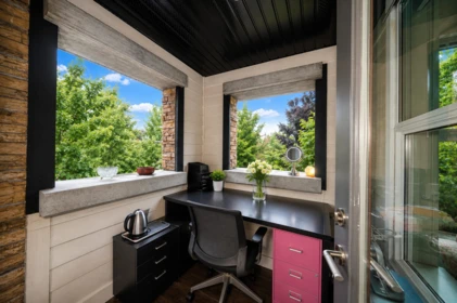 Entry Foyer Photo of 220 5928 Birney Avenue, Vancouver, BC