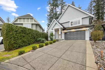 Backyard Photo of 15460 36a Avenue, Surrey, BC