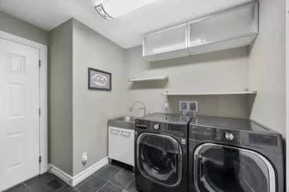 Mudroom Photo of 15460 36a Avenue, Surrey, BC