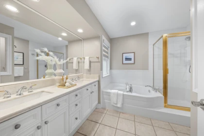 Office / Den Photo of 15460 36a Avenue, Surrey, BC
