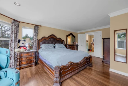 Loft / Bonus Room Photo of 2443 150 Street, Surrey, BC