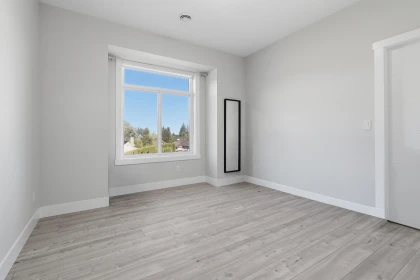 Entry Foyer Photo of 5735 144a Street, Surrey, BC