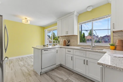 Primary Bedroom Photo of 7622 17th Avenue, Burnaby, BC