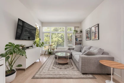 206 28 E Royal Avenue, New Westminster, BC, New Westminster — Apartment/Condo for sale