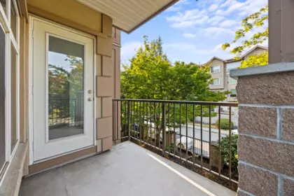 Breakfast Nook Photo of 201 20286 53a Avenue, Langley, BC