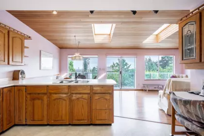 Kitchen Photo of 240 E Eighth Avenue, New Westminster, BC