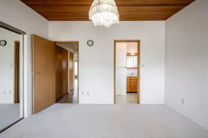 Powder Room Photo of 240 E Eighth Avenue, New Westminster, BC