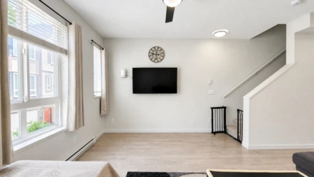 Kitchen Photo of 35 14555 68 Avenue, Surrey, BC