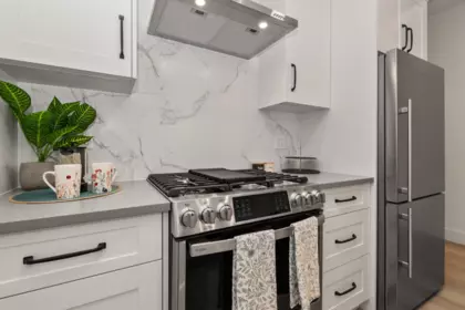 Laundry Room Photo of 703 120 Esplanade Avenue, Harrison Hot Springs, BC