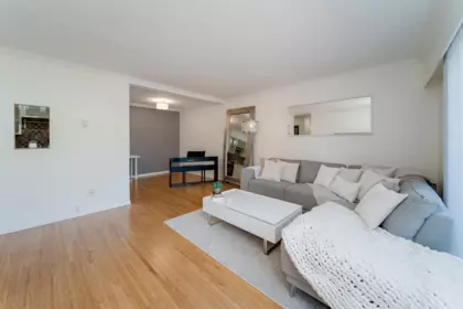 52 2002 St Johns Street, Port Moody, BC, Port Moody — Apartment/Condo for sale