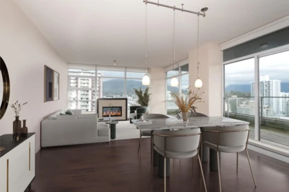 Kitchen Island Photo of 1801 158 W 13th Street, North Vancouver, BC