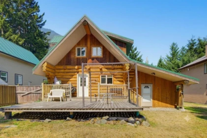 71788 Meadow Road, Sunshine Valley, BC, Sunshine Valley — Single Family Residence for sale