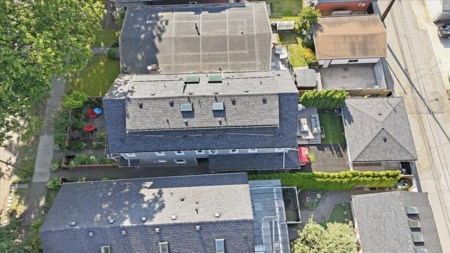 Swimming Pool Photo of 2137 E 2nd Avenue, Vancouver, BC