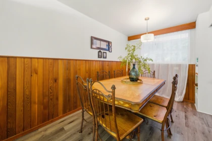 Breakfast Nook Photo of 1463 Avonlynn Crescent, North Vancouver, BC
