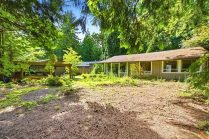 1463 Avonlynn Crescent, North Vancouver, BC, North Vancouver — Single Family Residence for sale
